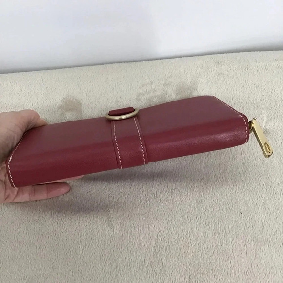 Talbots Women’s Leather Continental Long Zip Wallet Red - Picture 3 of 5